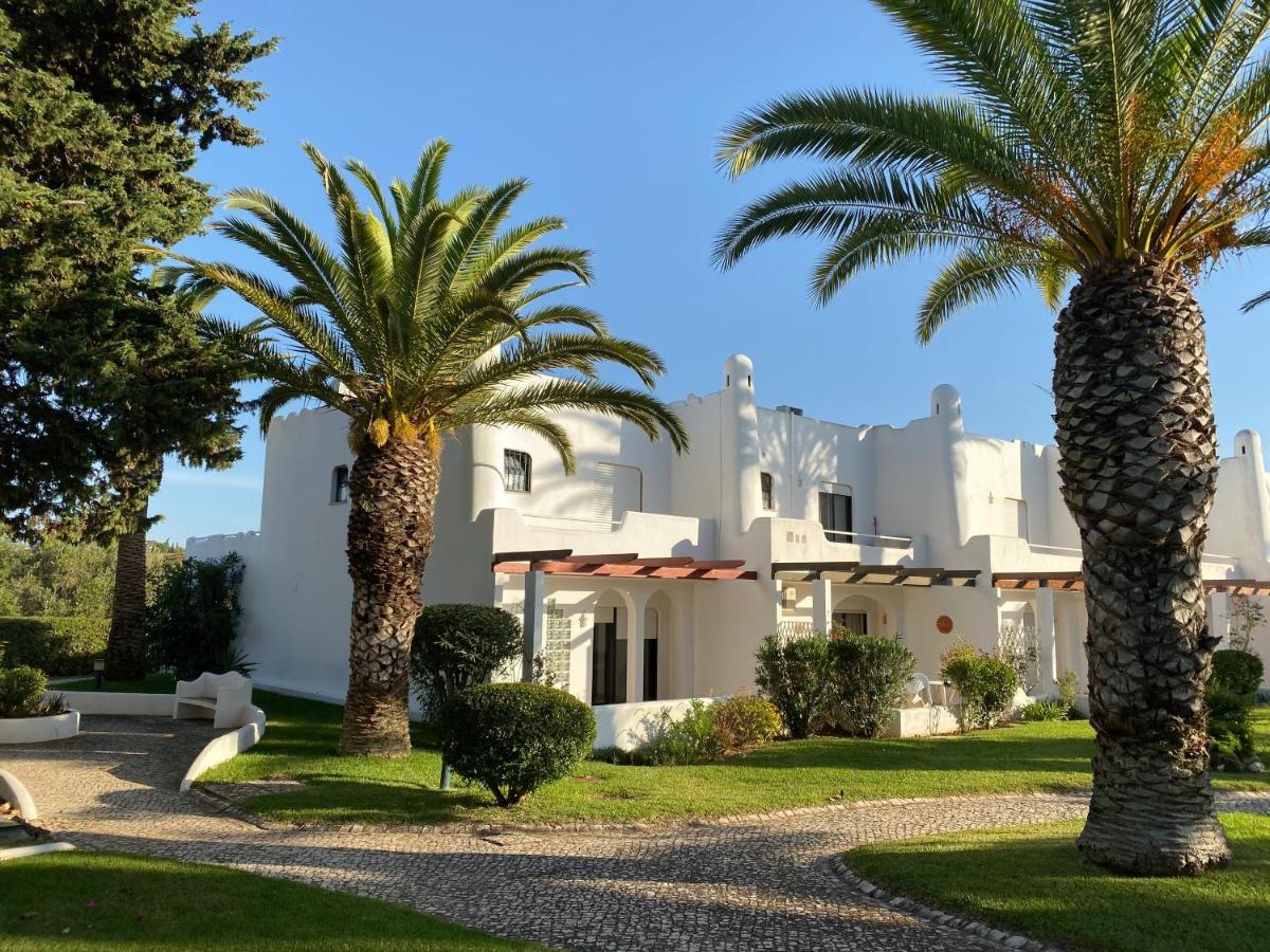 Superb Beach Townhouse At Vila Gaivota Resort Ferragudo Dış mekan fotoğraf