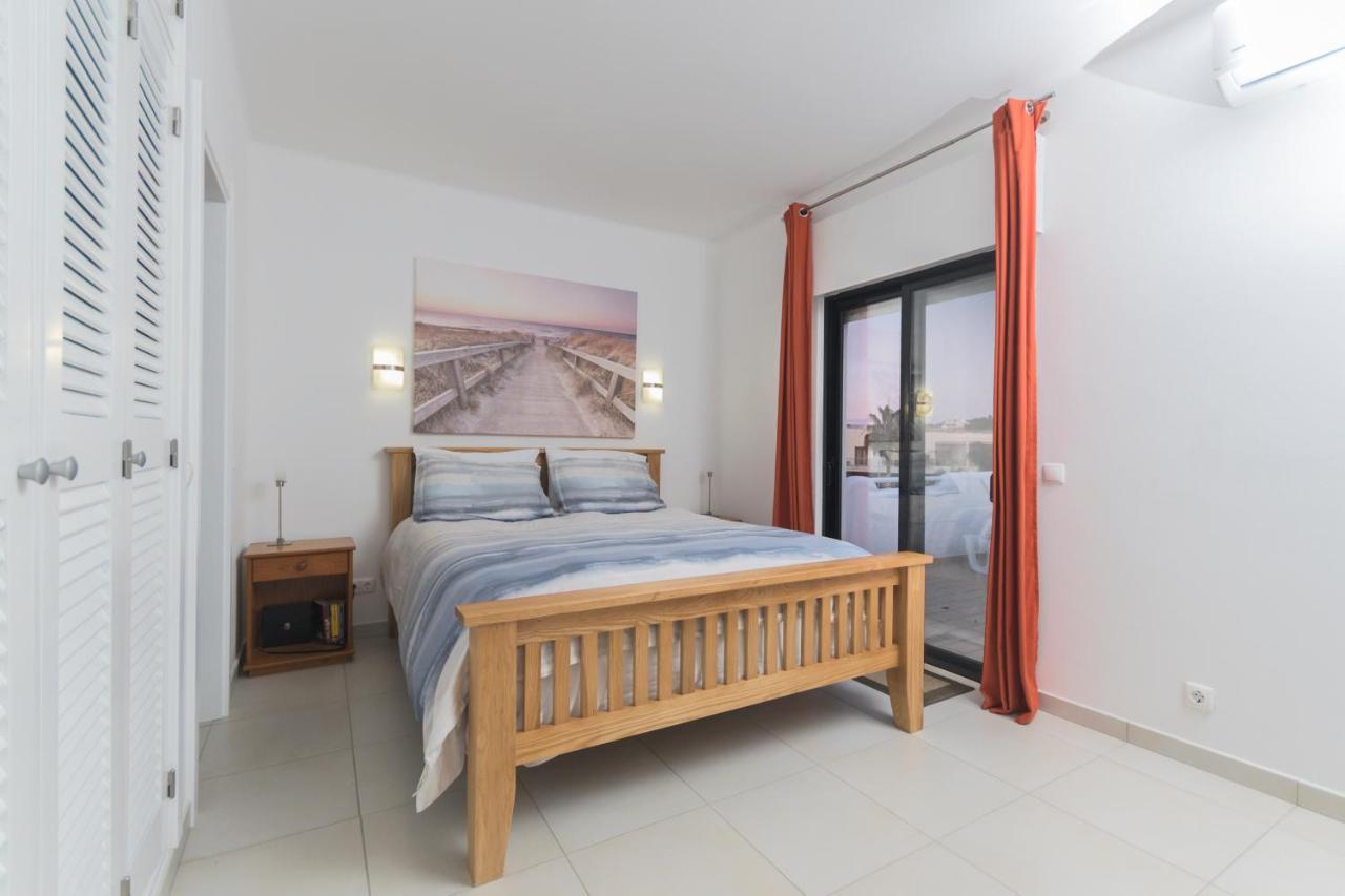Superb Beach Townhouse At Vila Gaivota Resort Ferragudo Dış mekan fotoğraf