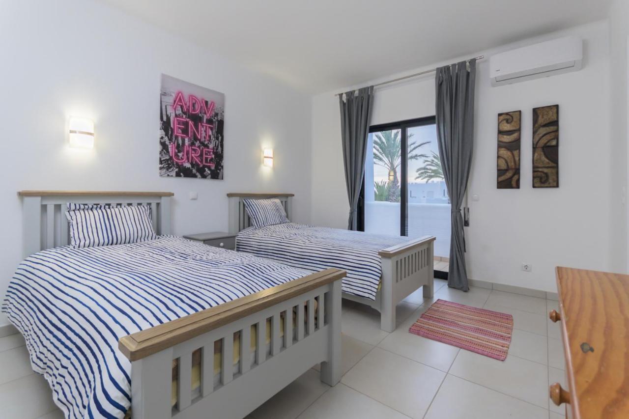Superb Beach Townhouse At Vila Gaivota Resort Ferragudo Dış mekan fotoğraf